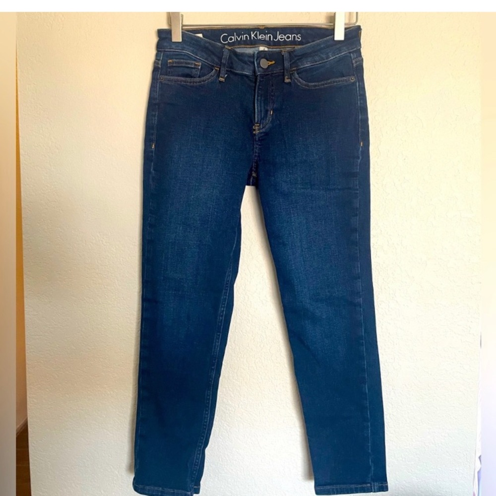 Calvin Klein size 4 nwots skinny capris